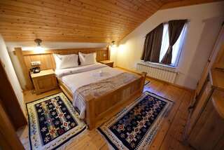 Гостевой дом Dacii Liberi Resort and Spa Petrova Бюджетный двухместный номер с 1 кроватью-1